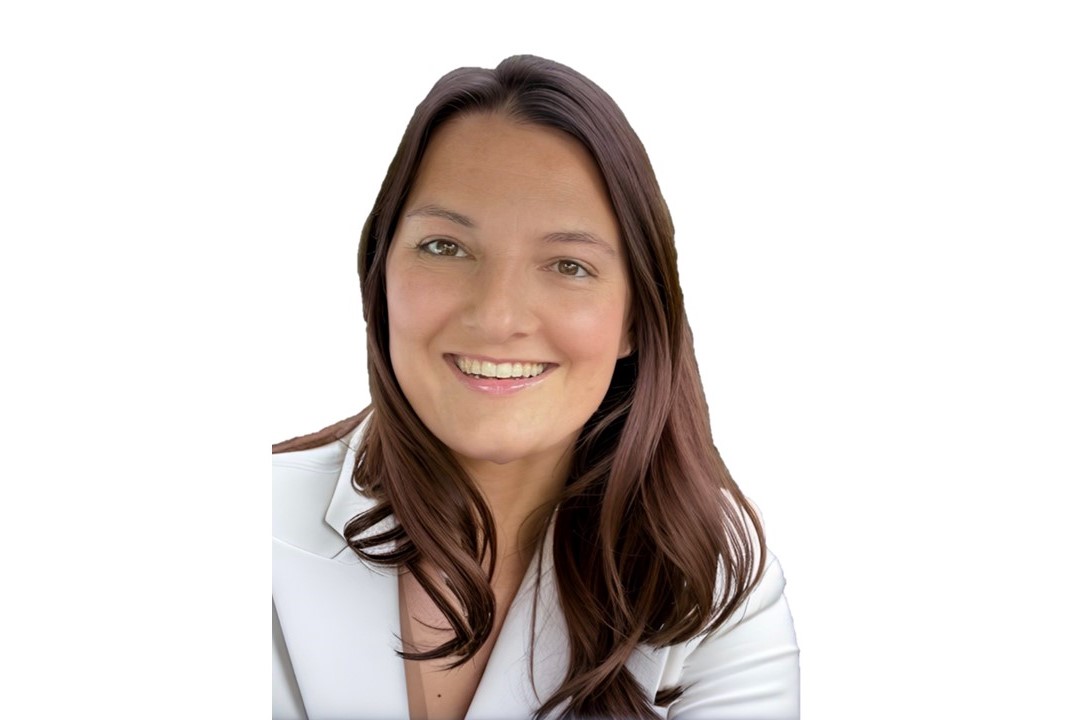 Ms Fiona Pearce
